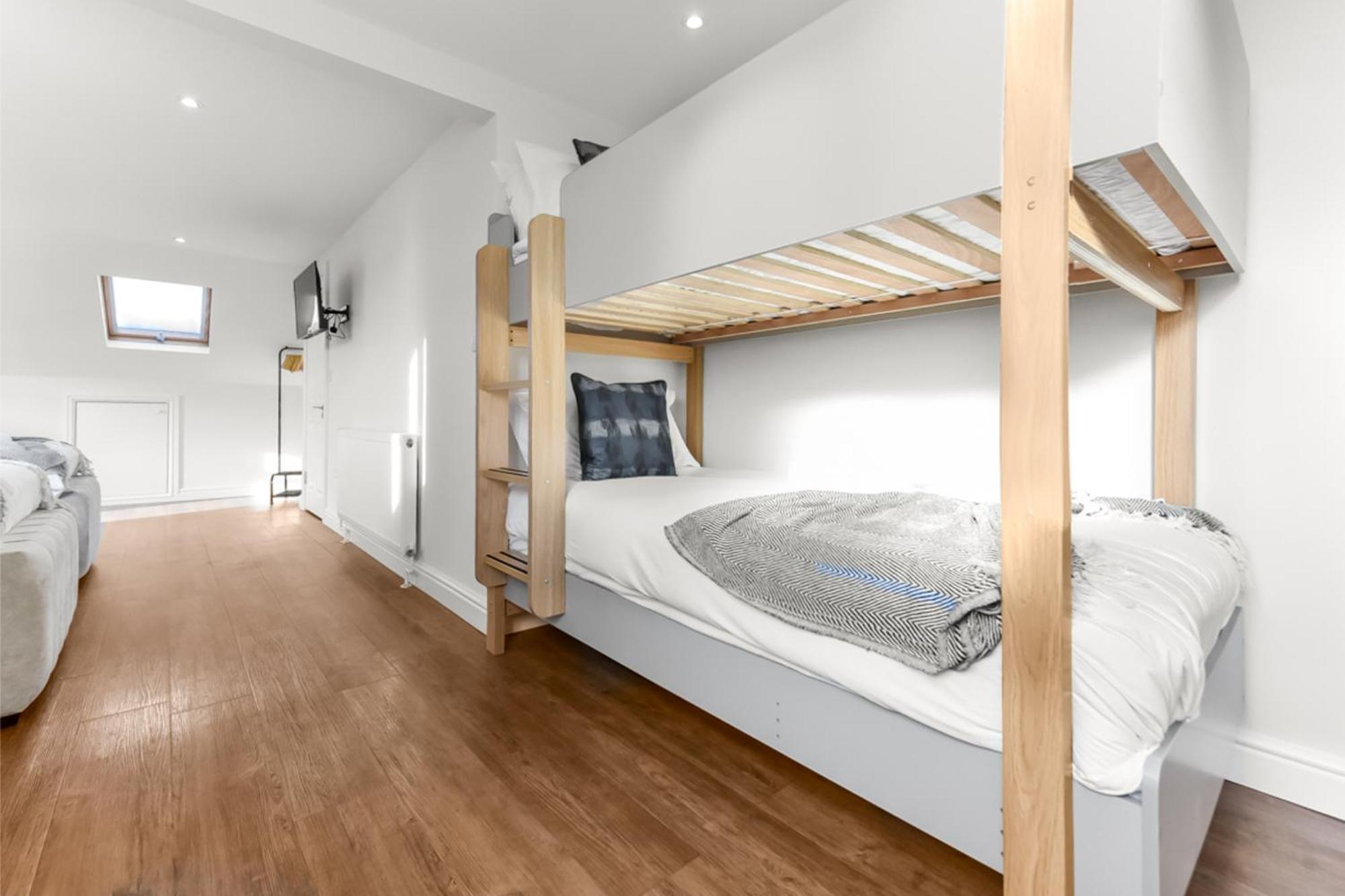 Modern And Hearty House Apartment Enfield Ngoại thất bức ảnh