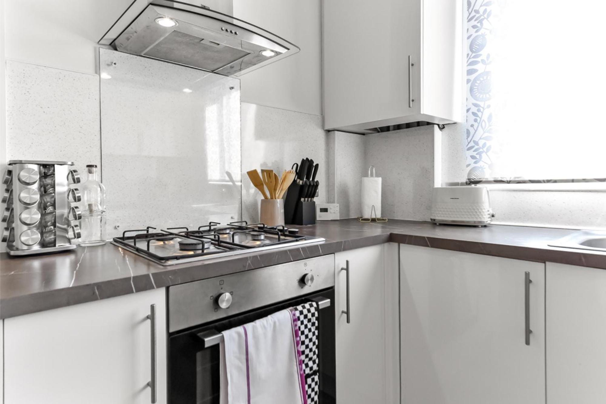 Modern And Hearty House Apartment Enfield Ngoại thất bức ảnh