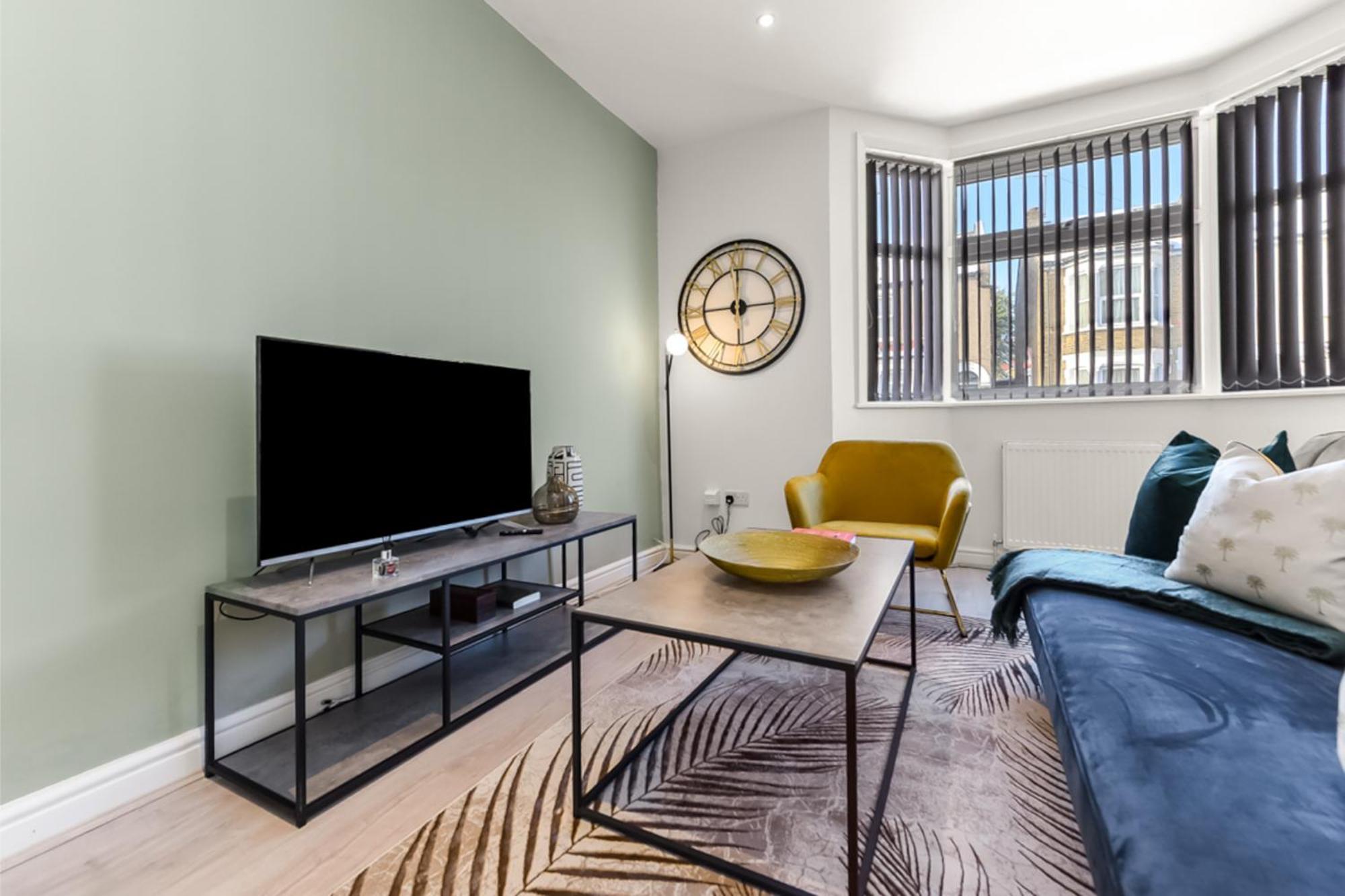 Modern And Hearty House Apartment Enfield Ngoại thất bức ảnh